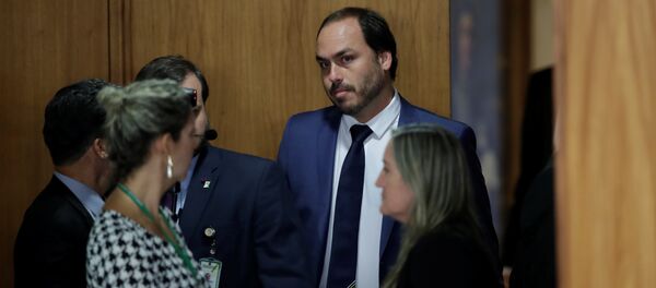 Carlos Bolsonaro, uno de los hijos del presidente brasileño - Sputnik Mundo
