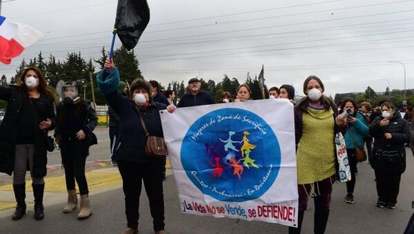 Mujeres de Zonas de Sacrificio en Resisitencia en la movilización por la situación medioambiental y de salud de la población de Puchuncaví y Quintero, Chile. - Sputnik Mundo