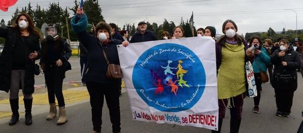 Mujeres de Zonas de Sacrificio en Resisitencia en la movilización por la situación medioambiental y de salud de la población de Puchuncaví y Quintero, Chile. - Sputnik Mundo