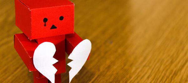 Un corazón roto (imagen referencial) - Sputnik Mundo