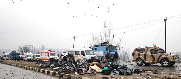 El lugar del atentado en Cachemira, la India - Sputnik Mundo