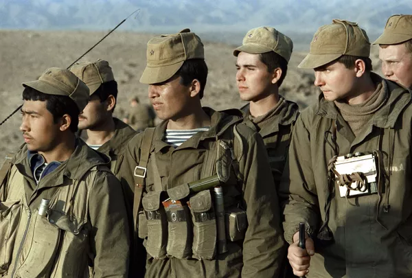 Momento histórico: 30 años de la retirada de tropas soviéticas de Afganistán - Sputnik Mundo