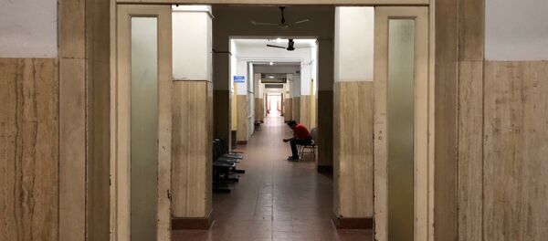 Un pasillo del hospital Eva Perón, en San Martín, provincia de Buenos Aires - Sputnik Mundo