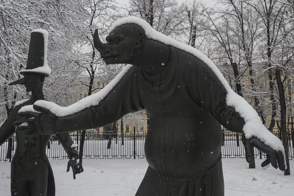 Moscú surrealista - Sputnik Mundo