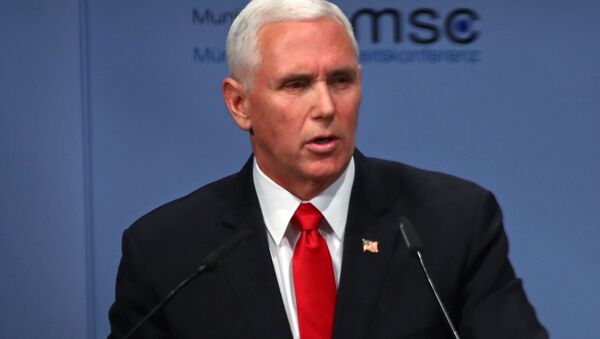 Mike Pence, vicepresidente de EEUU - Sputnik Mundo