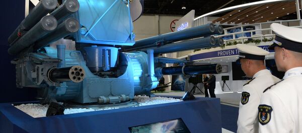 Arranca la feria internacional de defensa IDEX 2019 en Abu Dabi Arranca la feria internacional de defensa IDEX 2019 en Abu Dabi - Sputnik Mundo