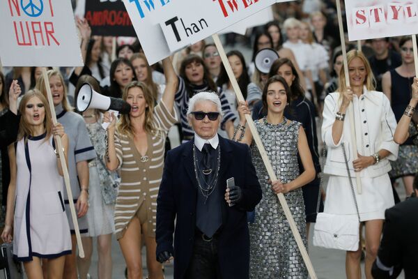 Muere Karl Lagerfeld: la vida del 'Káiser de la moda', en imágenes - Sputnik Mundo