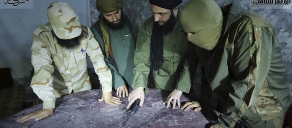 El líder terrorista Abu Mohamad Golani (tercero de izquierda a derecha) - Sputnik Mundo