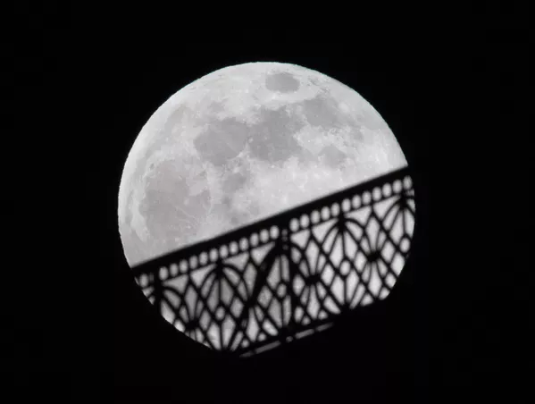 'Luna de nieve': así fue bautizada la primera superluna del 2019 'Luna de nieve': así fue bautizada la primera superluna del 2019 - Sputnik Mundo