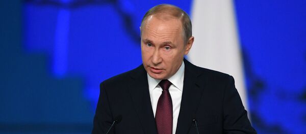 Vladímir Putin ofrece su mensaje anual ante la Asamblea Federal Vladímir Putin ofrece su mensaje anual ante la Asamblea Federal - Sputnik Mundo