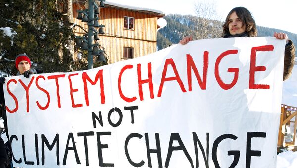 Protesta de socialistas en Suiza - Sputnik Mundo