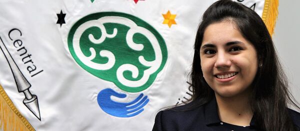 Dafne Asdrúbal, la adolescente mexicana que se volvió la alumna más joven de Harvard en más de 100 años - Sputnik Mundo