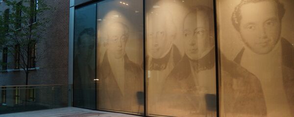Retratos de los Rothschild en el Banco Rothschild en Londres - Sputnik Mundo