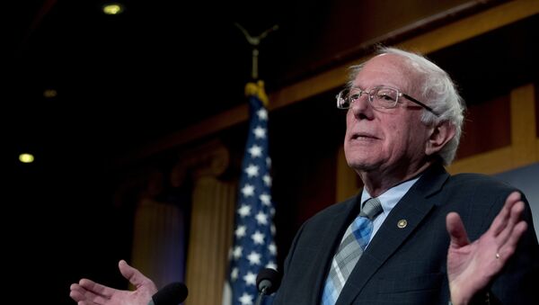 Bernie Sanders, senador estadounidense - Sputnik Mundo