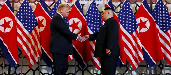 El presidente de EEUU, Donald Trump, y el líder norcoreano, Kim Jong-un - Sputnik Mundo