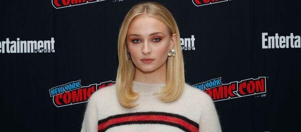 Sophie Turner, actriz británica Sophie Turner, actriz británica - Sputnik Mundo