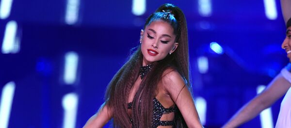Ariana Grande, cantante estadounidense - Sputnik Mundo