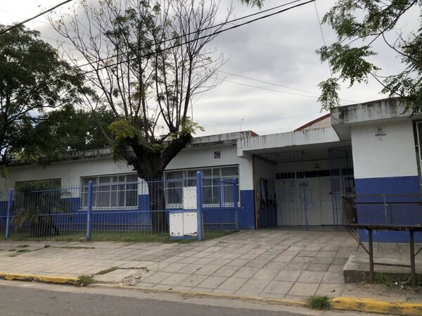 Escuela Primaria Número 9 'San Miguel Arcángel' de Los Polvorines, una ciudad ubicada a más de 30 km de la capital argentina - Sputnik Mundo