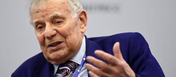 Zhorés Alfiórov, científico ruso (archivo) - Sputnik Mundo