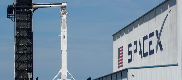 Lanzamiento de la nave espacial Dragon 2 (Crew Dragon) - Sputnik Mundo