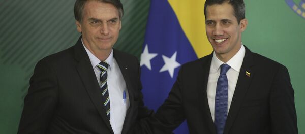 El presidente de Brasil, Jair Bolsonaro, y el autoproclamado presidente encargado de Venezuela, Juan Guaidó - Sputnik Mundo