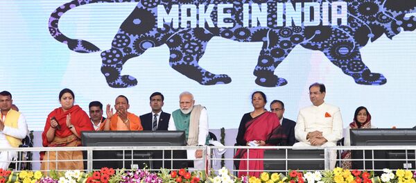 La inauguración de la fábrica que producirá el AK-203 de Kalashnikov en la India - Sputnik Mundo