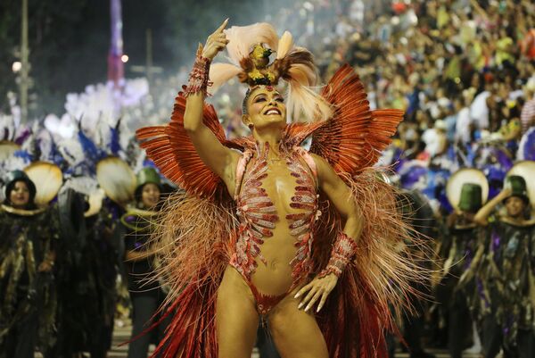 ¡Carnaval! Brasil vuelve a vibrar a ritmo de samba - Sputnik Mundo