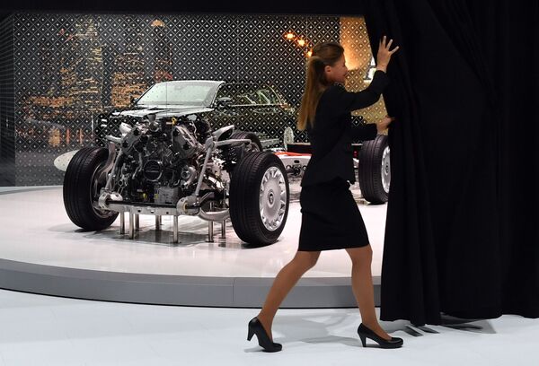 Aurus Senat en el Salón del Automóvil de Ginebra - Sputnik Mundo