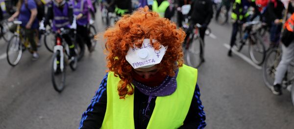 La huelga feminista en España - Sputnik Mundo