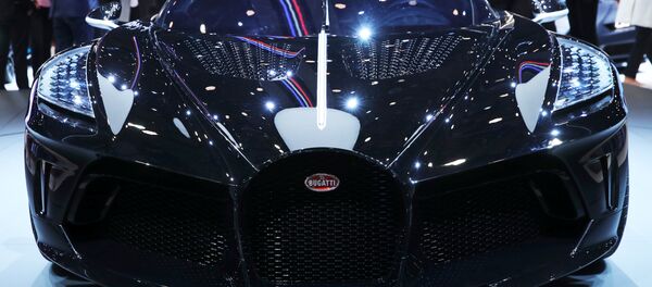 El 'La Voiture Noire' de Bugatti - Sputnik Mundo