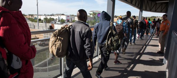 Migrantes haitianos en la frontera con EEUU - Sputnik Mundo