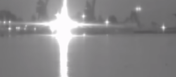 El aparato de interferencias óptico-visuales 5P-42 Filin, en acción El aparato de interferencias óptico-visuales 5P-42 Filin, en acción - Sputnik Mundo
