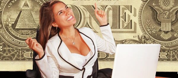 Mujer con dólares Mujer con dólares - Sputnik Mundo