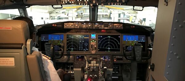 La cabina del Boeing 737 MAX 8 - Sputnik Mundo