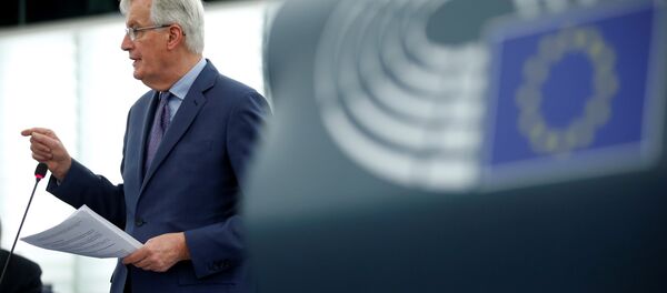 El negociador jefe de la UE para el Brexit, Michel Barnier, en el Parlamento Europeo El negociador jefe de la UE para el Brexit, Michel Barnier, en el Parlamento Europeo - Sputnik Mundo