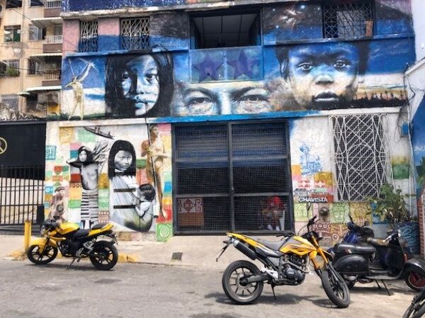 La Minka se encuentra a escasos pasos del Palacio de Miraflores, sede del Gobierno de Venezuela - Sputnik Mundo