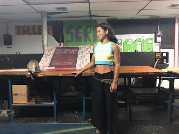 En la Minka se cocina pan, pero también hay talleres de serigrafía - Sputnik Mundo