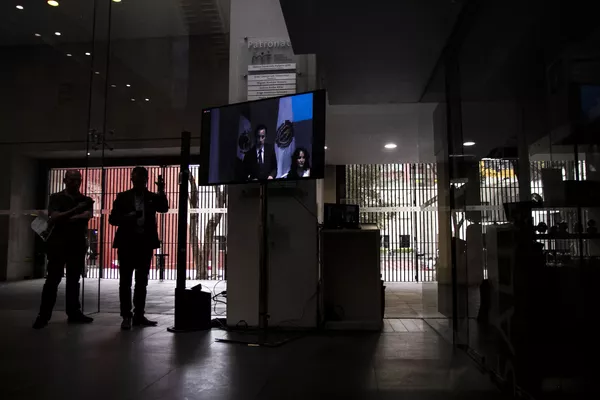 Periodistas durante la disculpa pública por la desaparición forzada de cinco jóvenes en Tierra Blanca, Veracruz, en 2016. Periodistas durante la disculpa pública por la desaparición forzada de cinco jóvenes en Tierra Blanca, Veracruz, en 2016. - Sputnik Mundo
