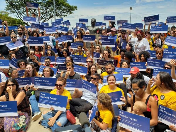 Un acto en memoria de Marielle Franco en Brasil - Sputnik Mundo