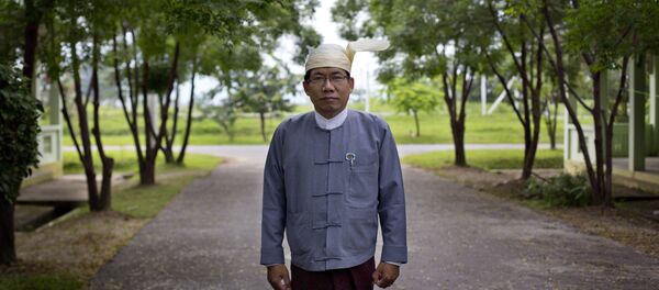 Aye Maung, uno de los líderes de los rohinyás Aye Maung, uno de los líderes de los rohinyás - Sputnik Mundo