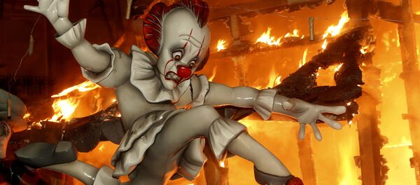La quema de los ninots durante las Fallas de Valencia (España) - Sputnik Mundo
