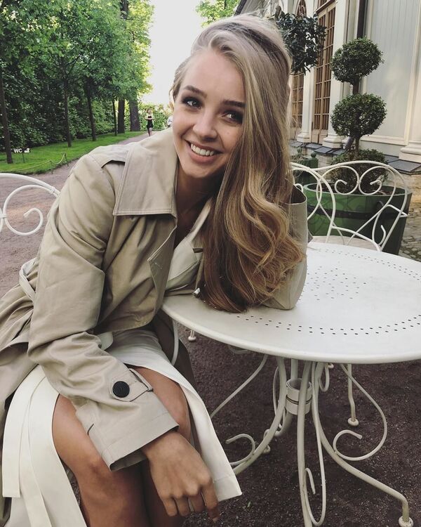 Las más bellas competidoras del Mundial de Patinaje Artístico - Sputnik Mundo