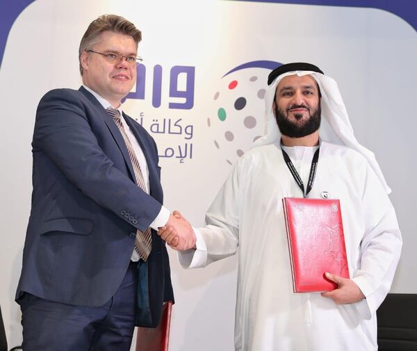 La firma del memorando de entendimiento entre Sputnik y emiratí WAM La firma del memorando de entendimiento entre Sputnik y emiratí WAM - Sputnik Mundo