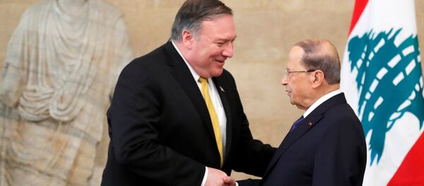 El secretario de Estado de EEUU, Mike Pompeo, y el presidente del Líbano, Michel Aoun - Sputnik Mundo