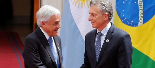 El presidente de Chile, Sebastián Piñera y su homólogo de Argentina, Mauricio Macri El presidente de Chile, Sebastián Piñera y su homólogo de Argentina, Mauricio Macri - Sputnik Mundo