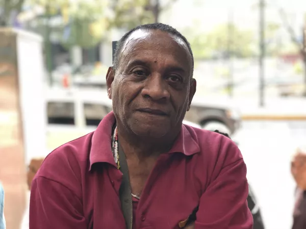 Arturo cree que lo que quiere EEUU son las riquezas naturales de Venezuela, sobre todo su petróleo, pero también su coltán, su oro, sus diamantes y su agua Arturo cree que lo que quiere EEUU son las riquezas naturales de Venezuela, sobre todo su petróleo, pero también su coltán, su oro, sus diamantes y su agua - Sputnik Mundo