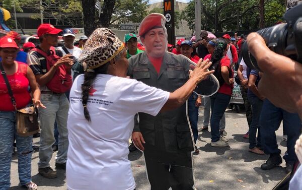 La marcha chavista La marcha chavista - Sputnik Mundo