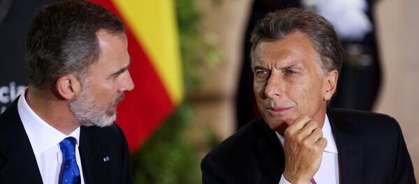 El rey de España, Felipe VI, y el presidente de Argentina, Mauricio Macri El rey de España, Felipe VI, y el presidente de Argentina, Mauricio Macri - Sputnik Mundo