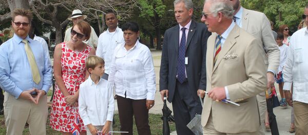 El príncipe Carlos en el parque John Lennon de La Habana El príncipe Carlos en el parque John Lennon de La Habana - Sputnik Mundo