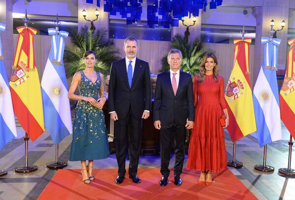 Los reyes de España en el Centro Cultural Kirchner durante su visita a Argentina - Sputnik Mundo